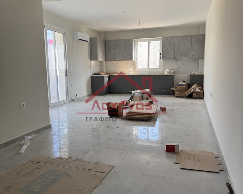 Πωλείται νεόδμητο διαμέρισμα 90 τμ. στη Σαλαμίνα 1