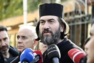 Κιβωτός του Κόσμου: Αθώος ο πατέρας Αντώνιος και δύο ακόμη κατηγορούμενοι 25
