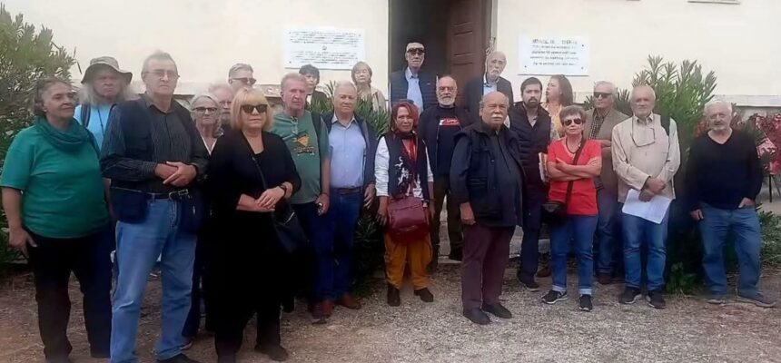 Απελευθέρωση της Αθήνας: Επίσκεψη τιμής και μνήμης της Νέας Αριστεράς στο μαρτυρικό "Μπλοκ 15" 1