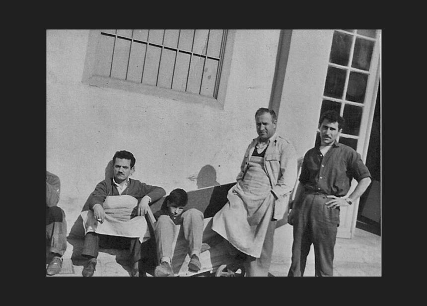 Εργοστάσιο Λολοσίδη - Η ζωή στο Χαϊδάρι όταν ήταν γεμάτο "παπουτσάδικα" 15