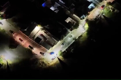 Βίντεο από drone: Η έφοδος της ΕΛ.ΑΣ. σε καταυλισμό στα Μέγαρα που διέλυσε επικίνδυνη συμμορία 63