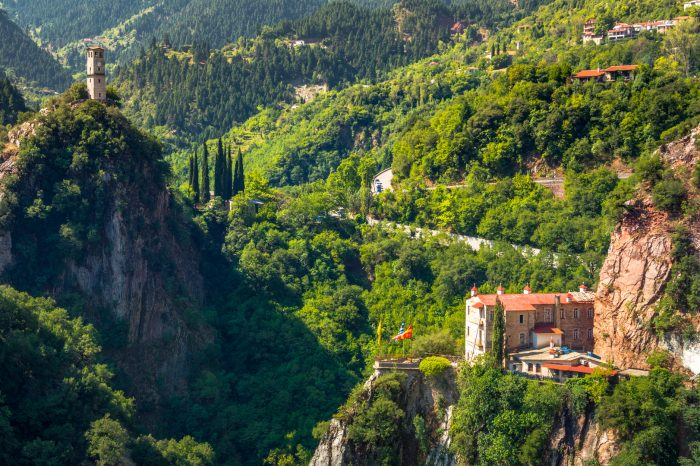 Τρεις ευκαιρίες για απόδραση την 28η Οκτωβρίου 4 Τρεις ευκαιρίες για απόδραση την 28η Οκτωβρίου 3