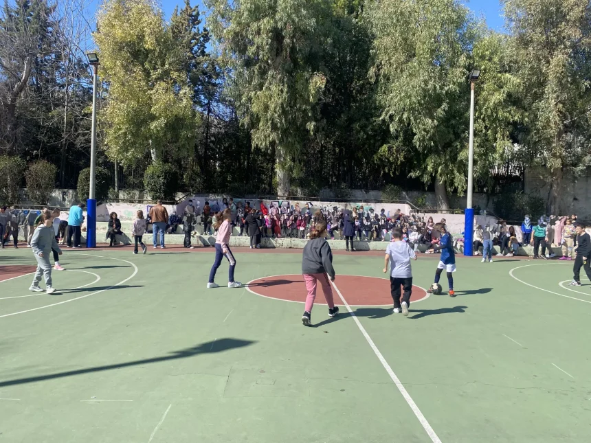 Τέλος συγαγερμού για τη χειροβομβίδα στο πάρκο - Συζητήθηκε η εκκένωση σχολείου 15
