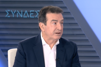 Χρυσοχοΐδης: Έρχεται "βραχιολάκι" για τους δράστες ενδοοικογενειακής βίας 25