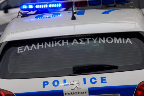 Αστυνομικός εκτός υπηρεσίας συνέλαβε κλέφτη στην Στρ. Καραϊσκάκη 97